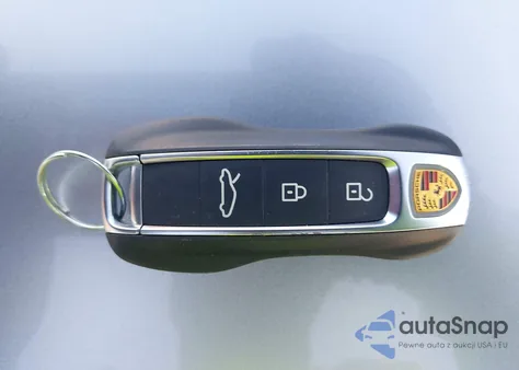 2021 Porsche 911 Carrera 4 /Carrera z USA, uszkodzony, nr VIN WP0CA2A93MS239717